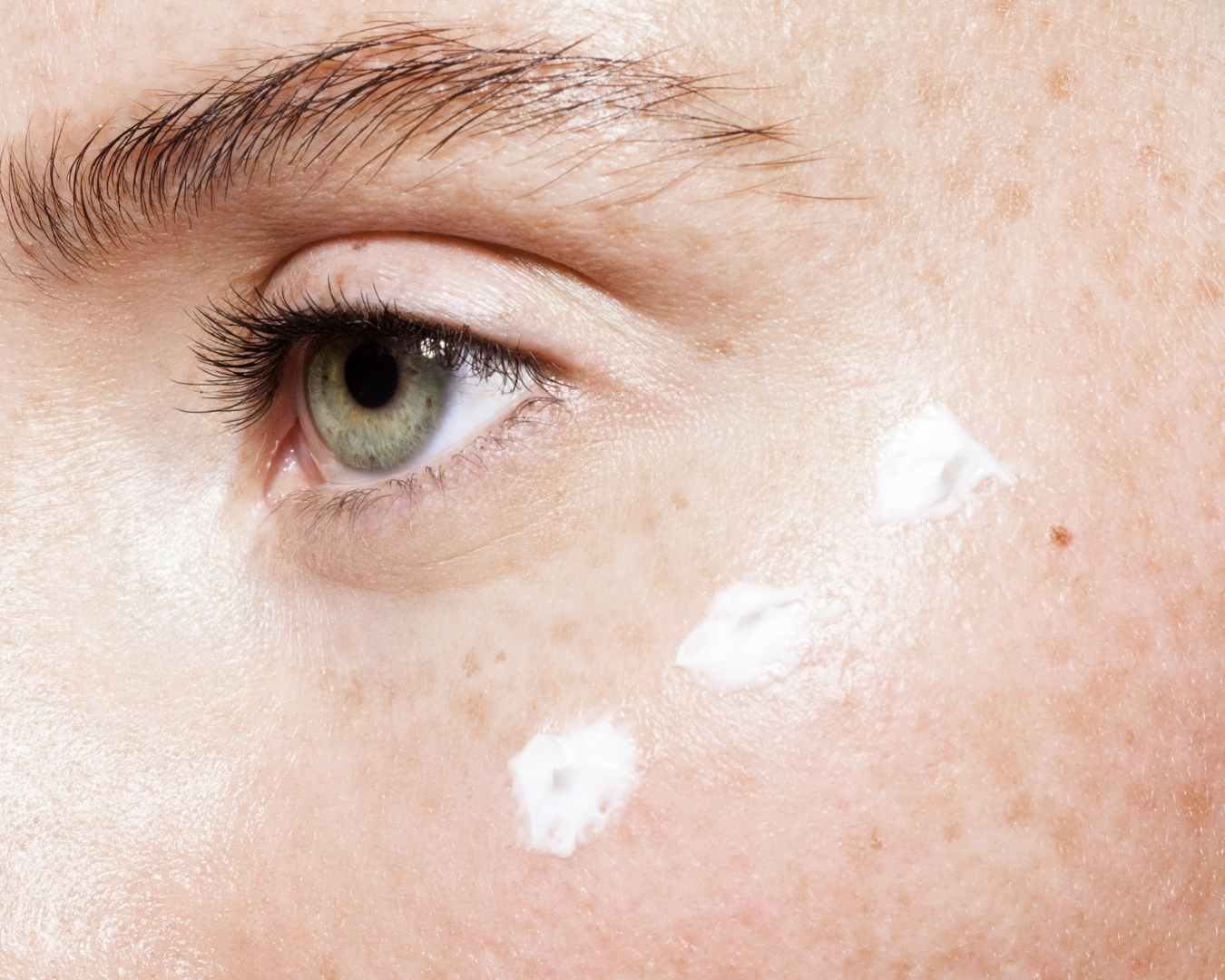 TEXTURE CRÈME HYDRATANTE VISAGE FEMME BOPLUME DERMATOLOGIE