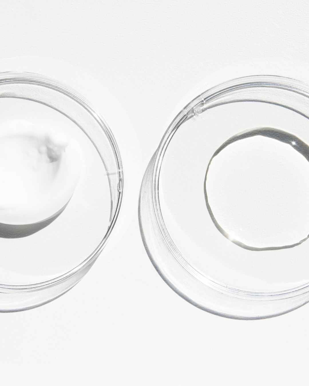 PÉTRI AVEC TEXTURE CRÈME ET SOIN  BOPLUME DERMATOLOGIE